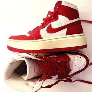 Air Jordan 1 Elevate High "Varsity Red"